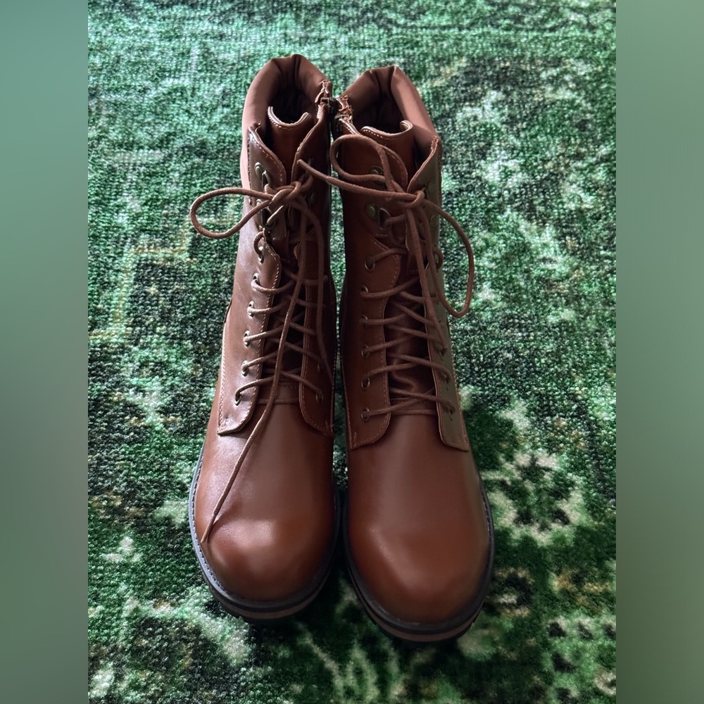 Wanted Combat Boots View 5